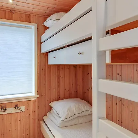 Freydis - 92m From The Sea By Interhome Feriehus *